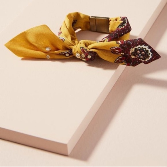 “Darcy” wrap bracelet - Picture 1 of 5